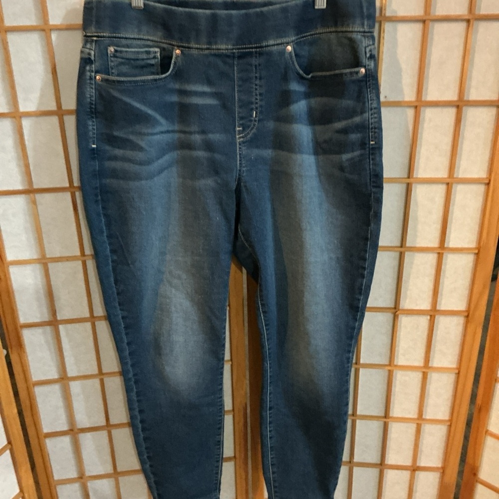 LEVI STRAUSS SIGNATURE GOLD SHAPING PULL ON JEANS
